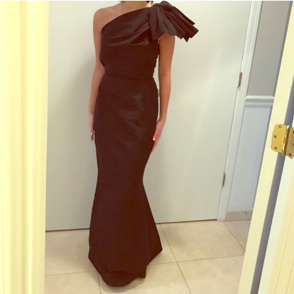 Carolina Herrera Dresses & Skirts - $3490 Carolina Herrera ball gown dress black bow